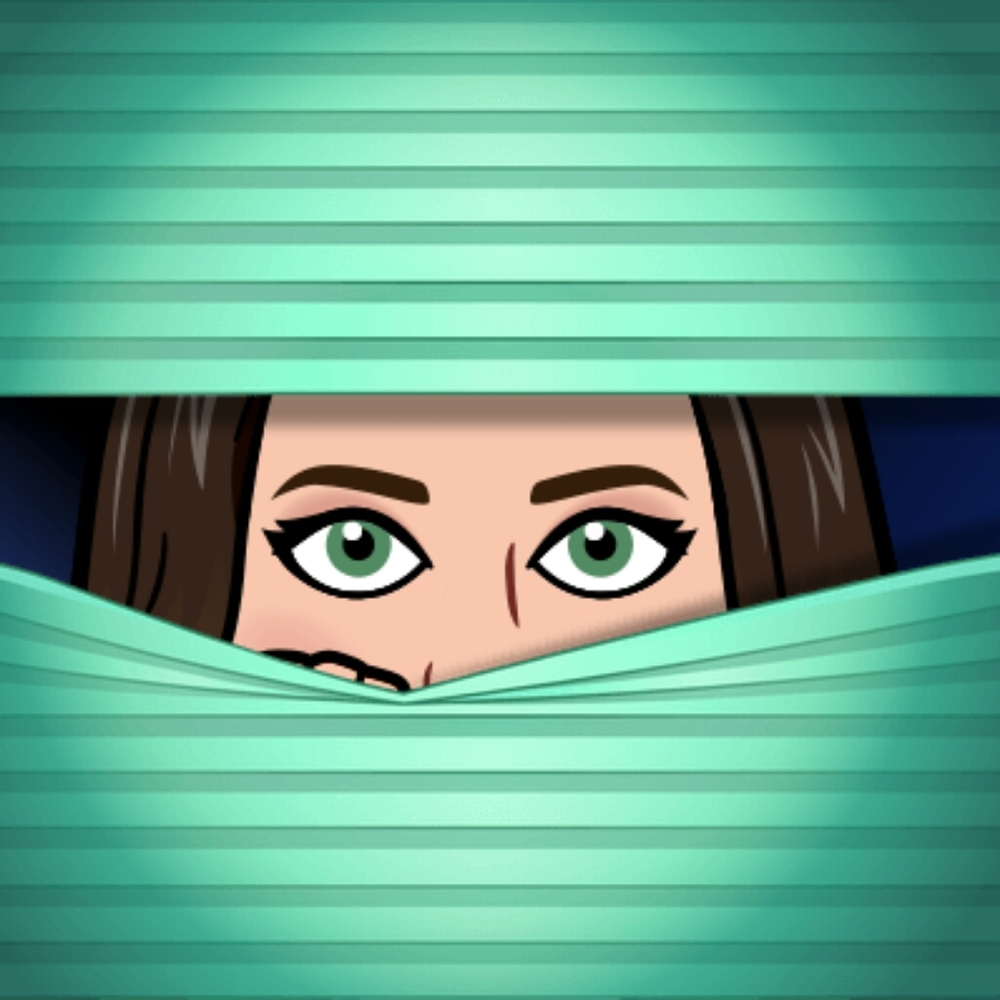 I see you peeking 💗👓👢